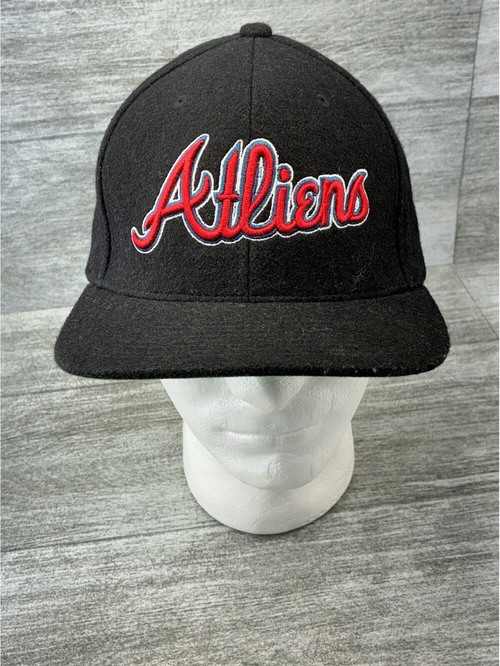 VTG Outkast ATLiens Custom Snapback Hat Cap Hip Hop Retro 90’s Y2K Blue Red